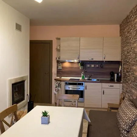 Mirabell - Mountain View & Fireplace Apartmán *