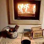 Mirabell - Mountain View & Fireplace شقة بانسكو