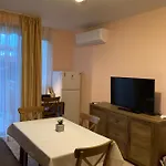 Mirabell - Mountain View & Fireplace شقة بانسكو